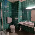 College Garden Hotel 3*