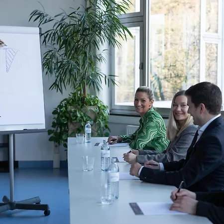 College Garden Hotel Bad Voeslau