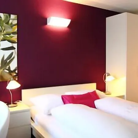 College Garden 3* Bad Voeslau