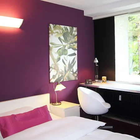 College Garden Hotel Bad Voeslau