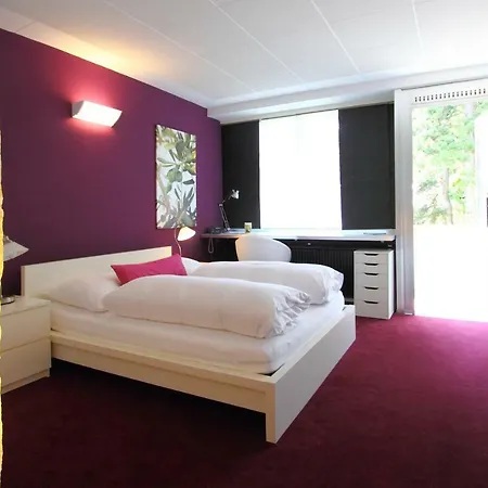 College Garden Hotel Bad Voeslau