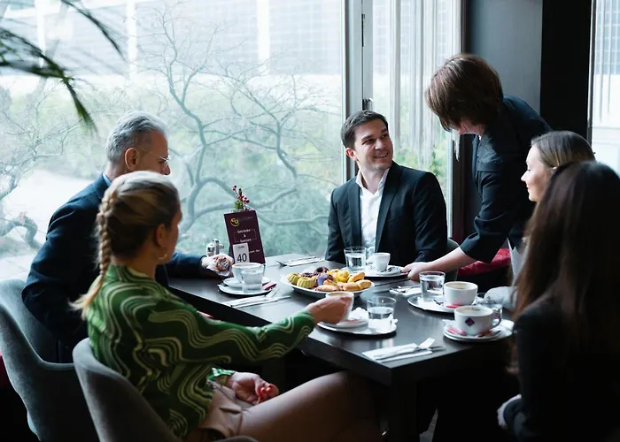 מלון College Garden