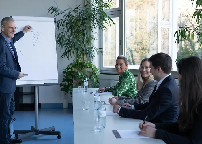 College Garden Hotel Bad Voeslau