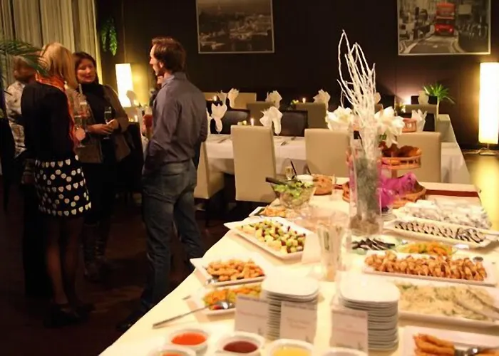 Hotel College Garden